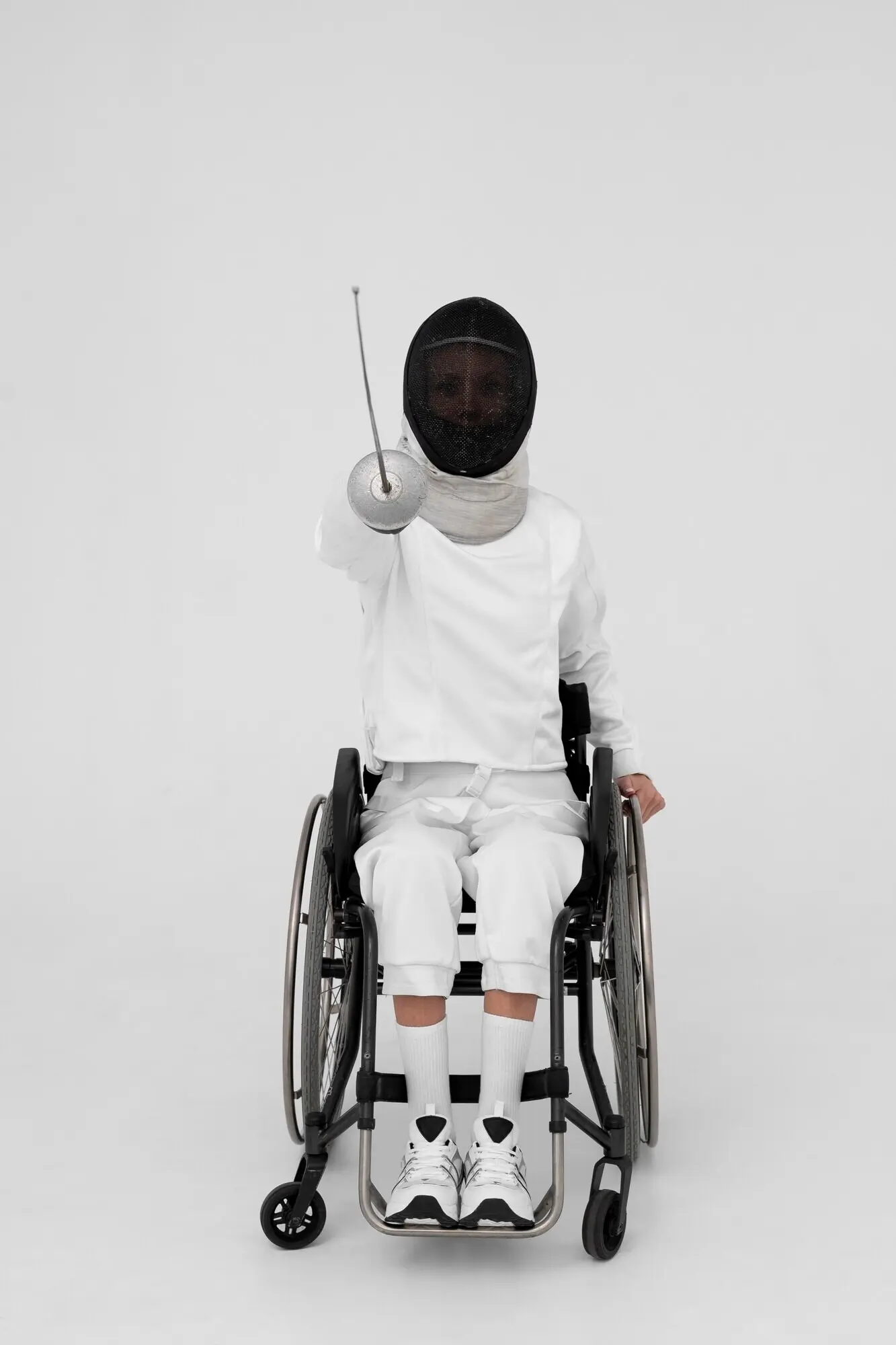 Female fencer with a disability affecting her legs